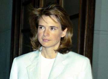 Αρχισαν οι ελλείψεις σε καύσιμα<i>Σύσκεψη στο υπουργείο Ανάπτυξης για τη συγκράτηση των τιμών</i