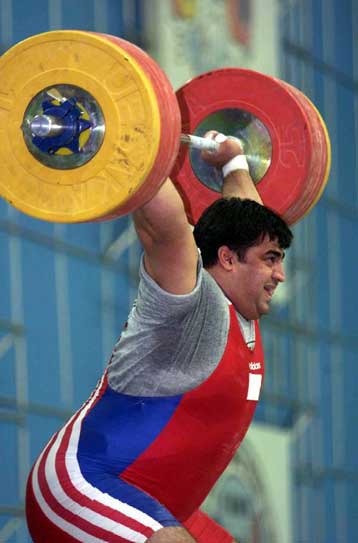 Ο Ιρανός Ρεζαζαντέ το χρυσό μετάλλιο στην κατηγορία +105κ. της άρσης βαρών