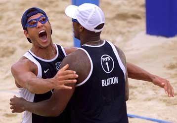 Το χρυσό οι ΗΠΑ στο Ολυμπιακό τουρνουά μπιτς βόλεϊ  <I>2-0 τους Βραζιλιάνους</I>