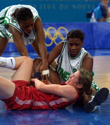 Η Κούβα κατέκτησε την ένατη θέση στο Ολυμπιακό τουρνουά μπάσκετ γυναικών  <i> Εντέκατη η Νέα Ζηλ