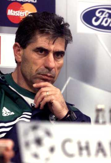 «Στόχος μας είναι μόνο η νίκη» δήλωσε στο Αμβούργο ο Αγγελος Αναστασιάδης