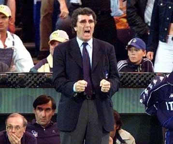 Επιστρέφει στη Λάτσιο ο Ντίνο Τζοφ