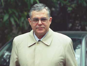 Καμία επίπτωση για την Ελλάδα από την αύξηση των τιμών του πετρελαίου, δηλώνει ο Λ.Παπαδήμος