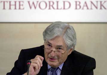 Κοινωνική και οικονομική ανάπτυξη πρέπει να συμβαδίζουν, αναγνωρίζει τώρα η Παγκόσμια Τράπεζα