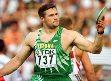 Βολή στο υψηλότερο σκαλί του βάθρου της δισκοβολίας για τον Αλέκνα