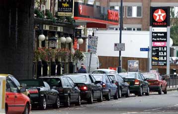 Ελλείψεις καυσίμων στην αγορά από την Τετάρτη λόγω της απεργίας των ιδιοκτητών βυτιοφόρων