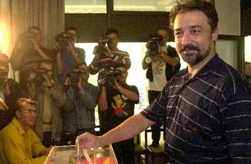 Επεισόδια σημάδεψαν το β γύρο των δημοτικών εκλογών στην ΠΓΔΜ