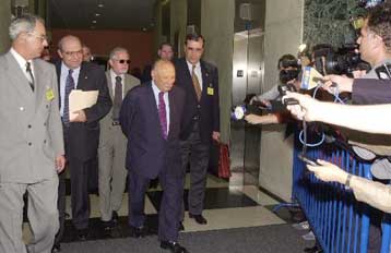 Δυσαρέσκεια Κληρίδη για τα επικριτικά δημοσιεύματα<i>Ολοκληρώνεται ο τέταρτος γύρος των συνομιλι