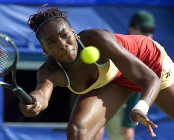 Η Β.Γουίλιαμς προκρίθηκε στον τελικό του τένις με 2-1 επί της Σέλες