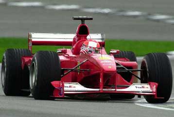 Προέλαση Σουμάχερ και Ferrari στην Ιντιανάπολη