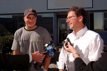 Aνέλπιστη υποστήριξη για Napster από Stanford και ΜΙΤ