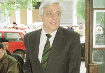 Ελλειψη θεσμικού πλαισίου για την αντιμετώπιση της διαπλοκής διαπιστώνει ο Προκόπης Παυλόπουλος