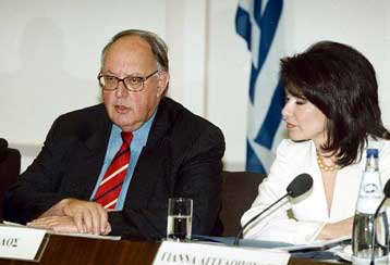 Ο Θ.Πάγκαλος για την πολιτική, τη διαπλοκή και την Ολυμπιάδα του 2004