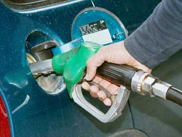 Παραλύει από τη Δευτέρα λόγω απεργίας η αγορά καυσίμων<I>Αποθέματα για λίγες μόνο ημέρες</I>