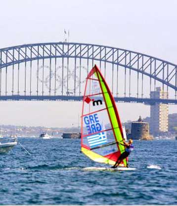 Η Ιταλίδα Σενσίνι κατέκτησε το χρυσό στα Μistral  <I>Στην 21η θέση η Σκαρλάτου</I>