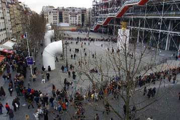 Σοβαρά οικονομικά προβλήματα θέτουν σε κίνδυνο το Κέντρο Ζορζ Πομπιντού