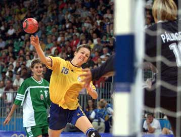 Πανδαισία χάντμπολ στο Ολυμπιακό τουρνουά γυναικών – Τα αποτελέσματα του Σαββάτου