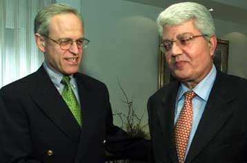 Υπόνοιες για κατασκοπία αφήνει το Στέιτ Ντιπάρτμεντ κατά του Αμερικανού πρέσβη στο Ισραήλ