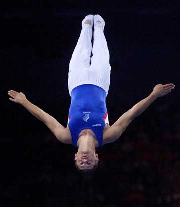 O Αλεξάντερ Μοσκαλένκο χρυσός Ολυμπιονίκης στο τραμπολίνο