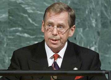 Συνάντηση προσωπικοτήτων στην Πράγα εν όψει της επίσημης έναρξης της συνόδου του ΔΝΤ