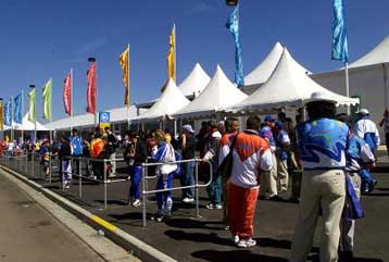 Συνελήφθη ο Ατουχαϊρ από την Ουγκάντα, που κατηγορείται για σεξουαλική παρενόχληση