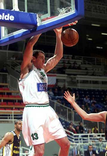 Πρεμιέρα με νίκη για τον Παναθηναϊκό, 64-62 την Τέλεκομ  <I>Νίκες και για ΑΕΚ – Ηρακλή </i>