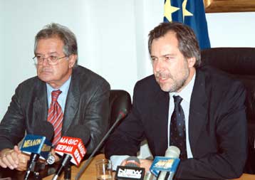 Αύξηση στα ακτοπλοϊκά εισιτήρια προανήγγειλε ο Χρήστος Παπουτσής