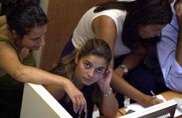 Ανοδος 1,24% στη Σοφοκλέους την Παρασκευή