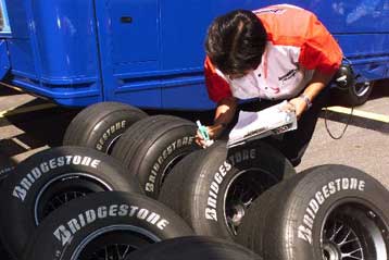 Στο Κογκρέσο θα λογοδοτήσει η Ford για τα ελαστικά Firestone