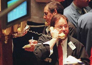 Κέρδη για Dow Jones – Πτώση του Nasdaq την Πέμπτη