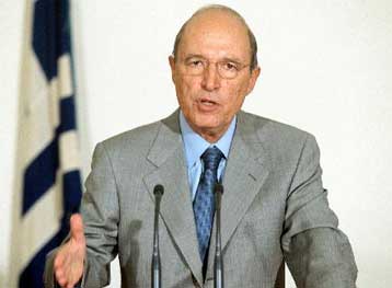 Ενίσχυση των χαμηλόμισθων μελετά η κυβέρνηση, εάν συνεχιστούν οι αυξήσεις στα καύσιμα