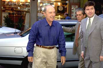 Αντιδημοκρατικό το δημοψήφισμα της Εκκλησίας