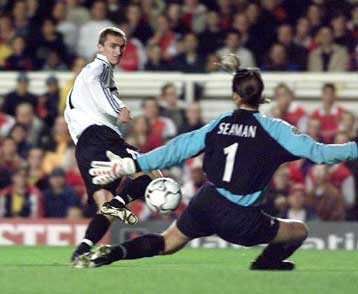 Εύκολα η Βαλένθια – Καρδιοχτύπησε η Αρσεναλ από τη Σαχτιόρ στη 2η αγωνιστική του Champions League