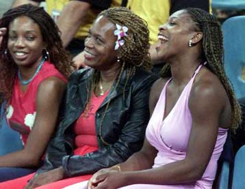 Αήττητη συνεχίζει η Αυστραλία στο μπάσκετ γυναικών