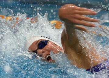 Οι ΗΠΑ νίκησαν με ολυμπιακό ρεκόρ στα 4χ200  <I>Εβδομο χρυσό Ολυμπιακό μετάλλιο για την Τόμπσον<