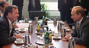 Στη Μόσχα ο Σρέντερ τη Δευτέρα για μονοήμερη επίσκεψη