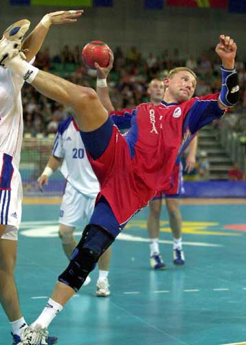 Συνεχίζουν αήττητες η Ρωσία και η Σουηδία στο χάντμπολ ανδρών