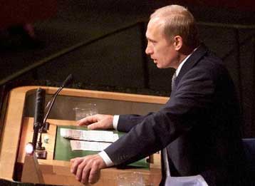 Διμερείς συμφωνίες στις «αποσκευές» του Πούτιν προς την Ινδία