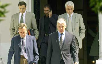 Περικοπή των εσόδων των δήμων φέρεται να εξετάζει η κυβέρνηση