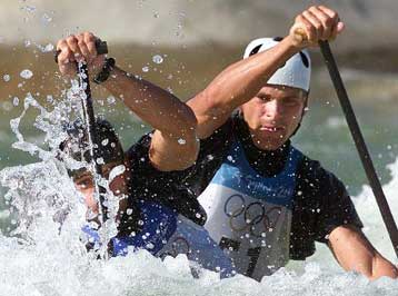 Σλοβάκοι το χρυσό στο διπλό κανόε σλάλομ, Γερμανός στο καγιάκ