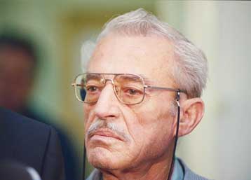 Δεν επιστρέφει ο Δήμος Αθηναίων τα χρήματα από τα παρκόμετρα