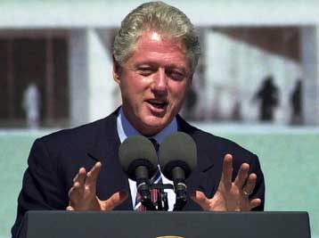 Το αμερικανικό Κογκρέσο ψηφίζει για την εξομάλυνση των εμπορικών σχέσεων με την Κίνα