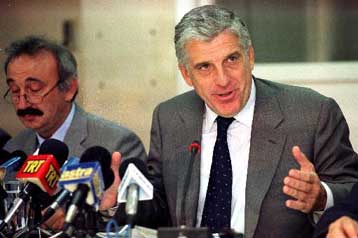 Θα παταχθεί η αισχροκέρδεια στις τιμές πετρελαίου<i>Δεν υπάρχουν περιθώρια για αυξήσεις μισθών<