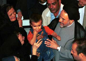 Μία γυναίκα, αντίπαλος του Χαταμί στις προεδρικές εκλογές του προσεχούς Μαΐου