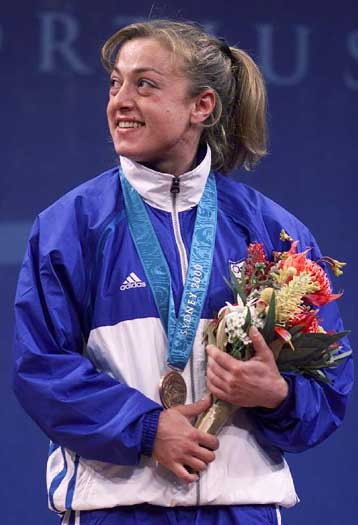 Συγχαρητήρια τηλεγραφήματα στη Χατζηιωάννου από την πολιτική ηγεσία