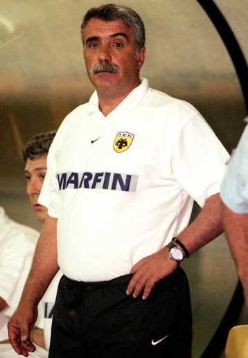 Πήραμε τη νίκη από μία καλή ομάδα  <I>Κυράστας: η απειρία και τα λάθη μάς στοίχισαν </i>