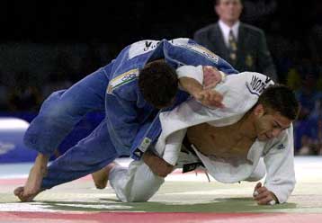 Ο Ιταλός Μανταλόνι κατέκτησε το χρυσό μετάλλιο στα 73κ. του τζούντο