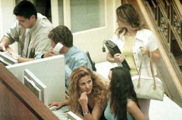 Πτώση 1,38% τη Δευτέρα στη Σοφοκλέους