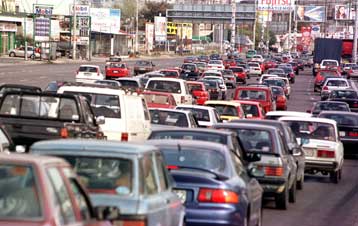 Περισσότερα τα οχήματα που κίνηθηκαν κατά τον φετινό Αύγουστο