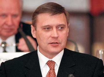 Η οικονομική ανασυγκρότηση της Ρωσίας στο επίκεντρο της επίσκεψης Κασιάνοφ στη Βρετανία